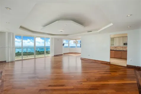 20201 E Country Club Drive Aventura FL 33180