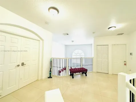 6082 SW 163rd Avenue Miami FL 33193