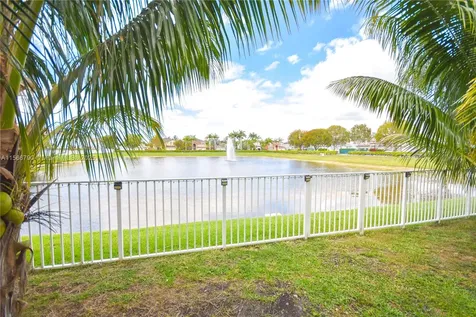 6082 SW 163rd Avenue Miami FL 33193
