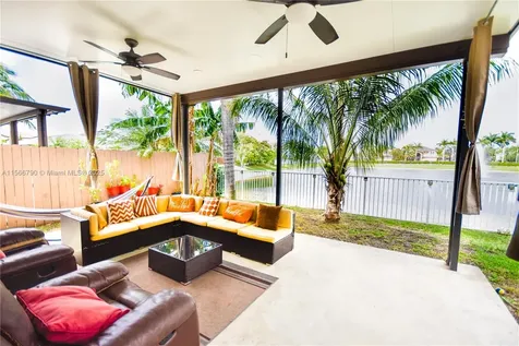 6082 SW 163rd Avenue Miami FL 33193
