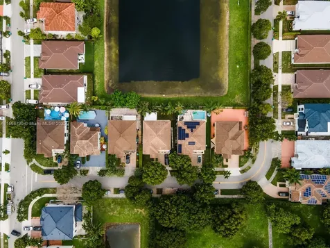 6082 SW 163rd Avenue Miami FL 33193