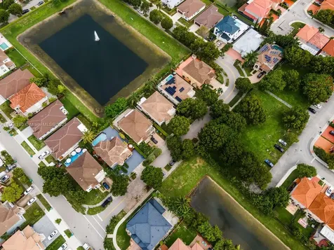 6082 SW 163rd Avenue Miami FL 33193