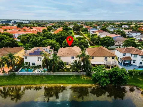 6082 SW 163rd Avenue Miami FL 33193