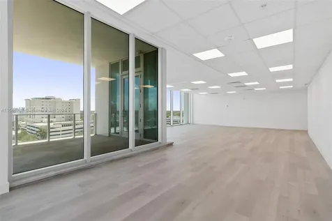 2820 NE 214th Street Aventura FL 33180