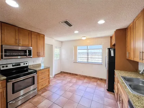 7450 NW 42nd Court Lauderhill FL 33319