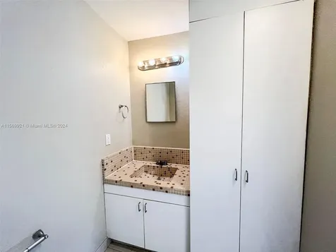 7450 NW 42nd Court Lauderhill FL 33319