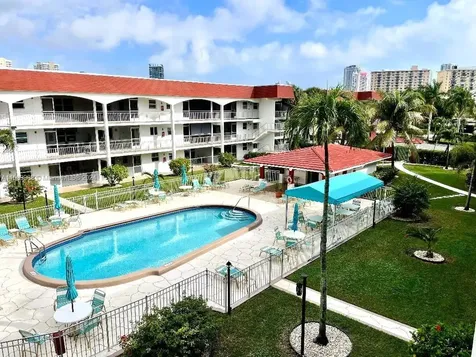 580 Egret Drive Hallandale Beach FL 33009