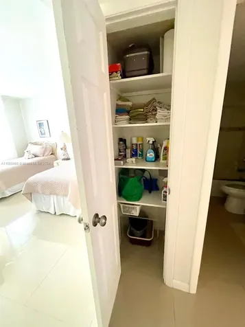 580 Egret Drive Hallandale Beach FL 33009