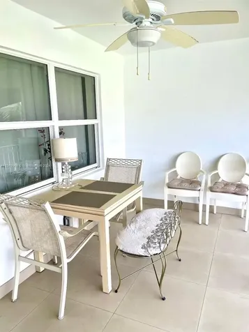 580 Egret Drive Hallandale Beach FL 33009