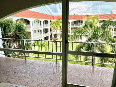 580 Egret Drive Hallandale Beach FL 33009