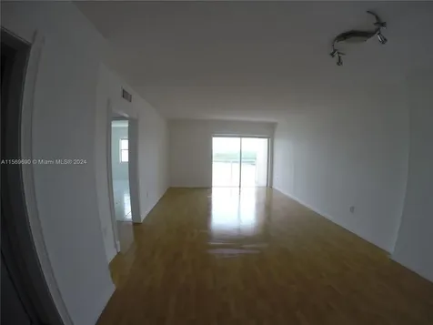 400 Kings Point Drive Sunny Isles Beach FL 33160