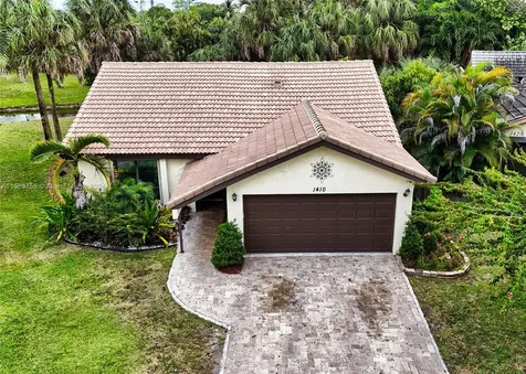 1410 Riverwood Lane Coral Springs FL 33071