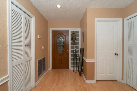 1410 Riverwood Lane Coral Springs FL 33071
