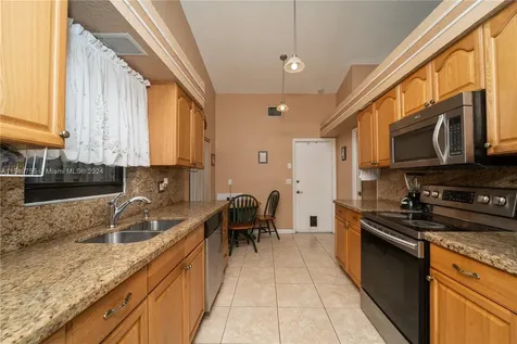 1410 Riverwood Lane Coral Springs FL 33071