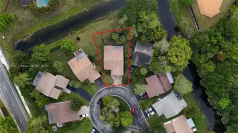 1410 Riverwood Lane Coral Springs FL 33071