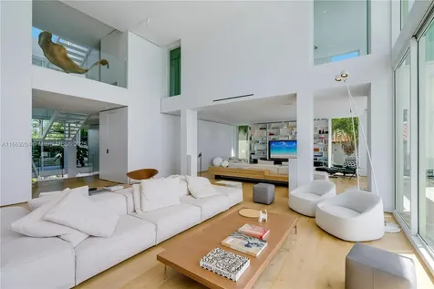 440 S Mashta Drive Key Biscayne FL 33149
