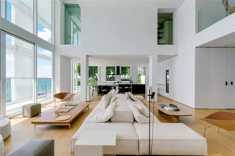 440 S Mashta Drive Key Biscayne FL 33149