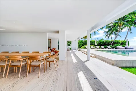 440 S Mashta Drive Key Biscayne FL 33149