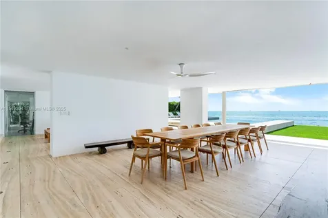 440 S Mashta Drive Key Biscayne FL 33149