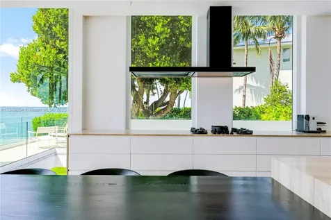 440 S Mashta Drive Key Biscayne FL 33149
