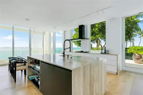 440 S Mashta Drive Key Biscayne FL 33149