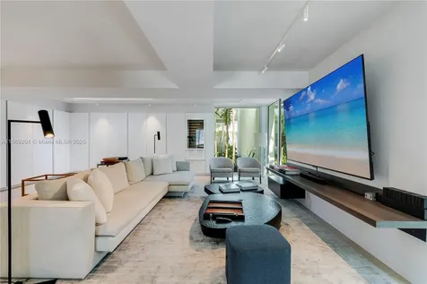 440 S Mashta Drive Key Biscayne FL 33149