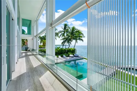 440 S Mashta Drive Key Biscayne FL 33149