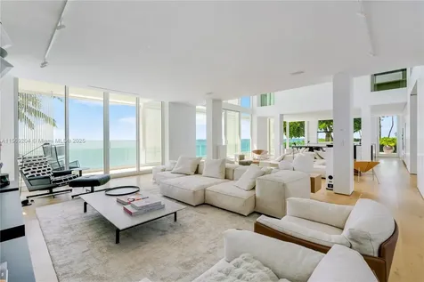 440 S Mashta Drive Key Biscayne FL 33149