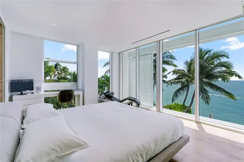 440 S Mashta Drive Key Biscayne FL 33149