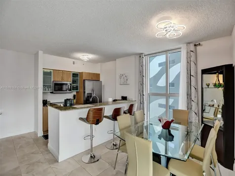 17555 Atlantic Boulevard Sunny Isles Beach FL 33160