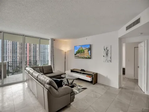 17555 Atlantic Boulevard Sunny Isles Beach FL 33160