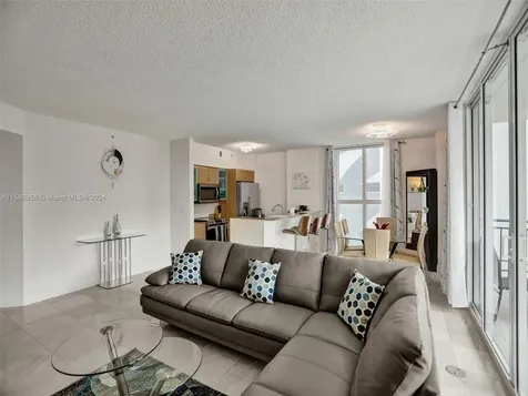 17555 Atlantic Boulevard Sunny Isles Beach FL 33160