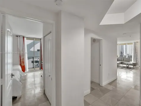 17555 Atlantic Boulevard Sunny Isles Beach FL 33160