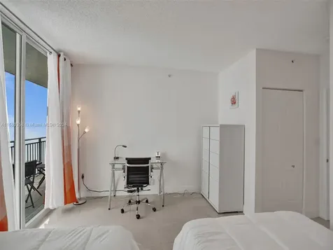 17555 Atlantic Boulevard Sunny Isles Beach FL 33160