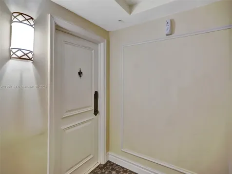 17555 Atlantic Boulevard Sunny Isles Beach FL 33160
