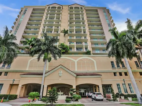 17555 Atlantic Boulevard Sunny Isles Beach FL 33160