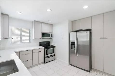 6330 SW 27th Street Miami FL 33155