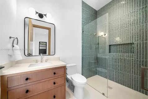 5996 SW 102nd Street Pinecrest FL 33156