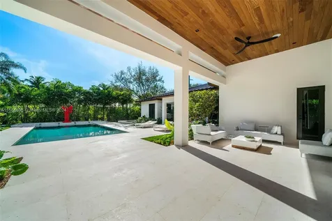 5996 SW 102nd Street Pinecrest FL 33156