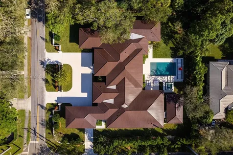 5996 SW 102nd Street Pinecrest FL 33156