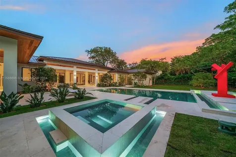 5996 SW 102nd Street Pinecrest FL 33156