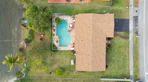 7710 SW 142nd Avenue Miami FL 33183