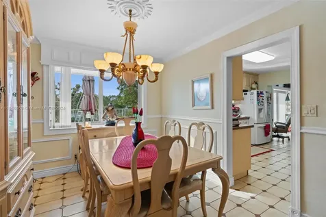 7710 SW 142nd Avenue Miami FL 33183