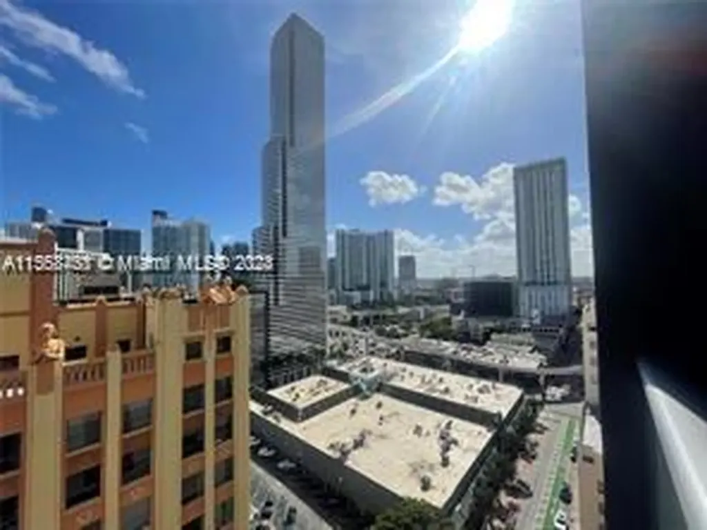 151 SE 1st Street Miami FL 33131