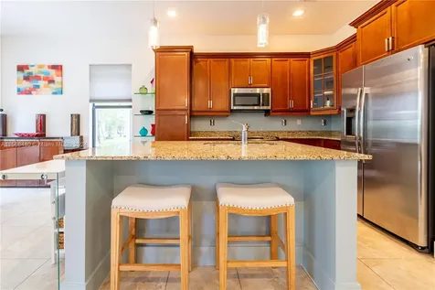 3323 W 96th Place Hialeah FL 33018