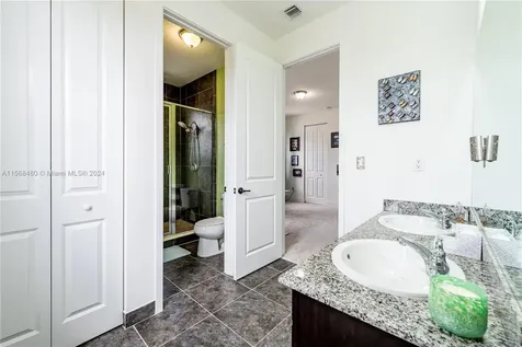 3323 W 96th Place Hialeah FL 33018