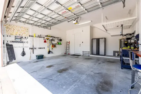 3323 W 96th Place Hialeah FL 33018