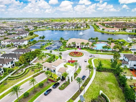 3323 W 96th Place Hialeah FL 33018