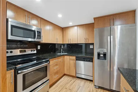2333 Brickell Avenue Miami FL 33129