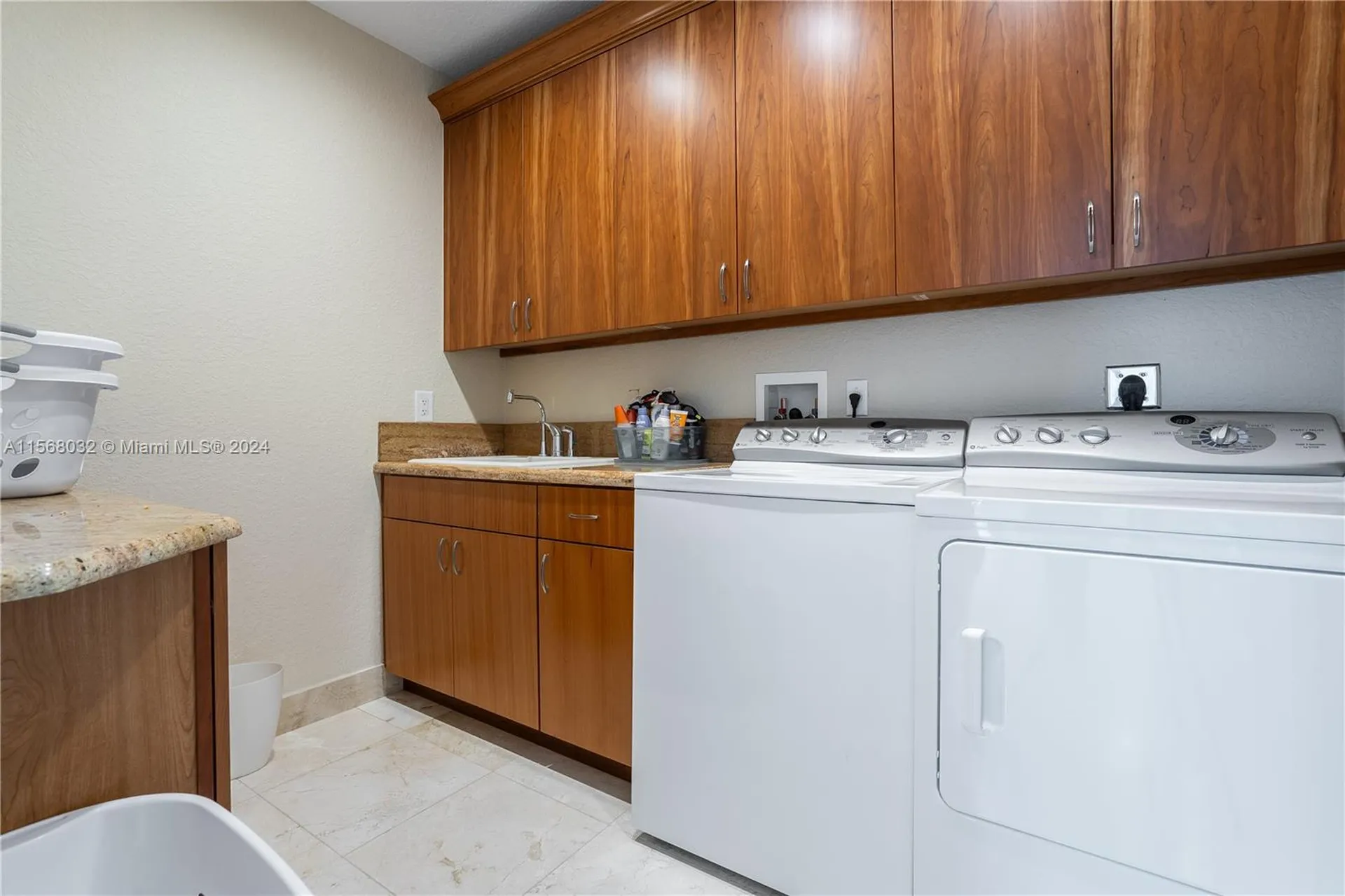 1412 SE 2nd Street Fort Lauderdale FL 33301
